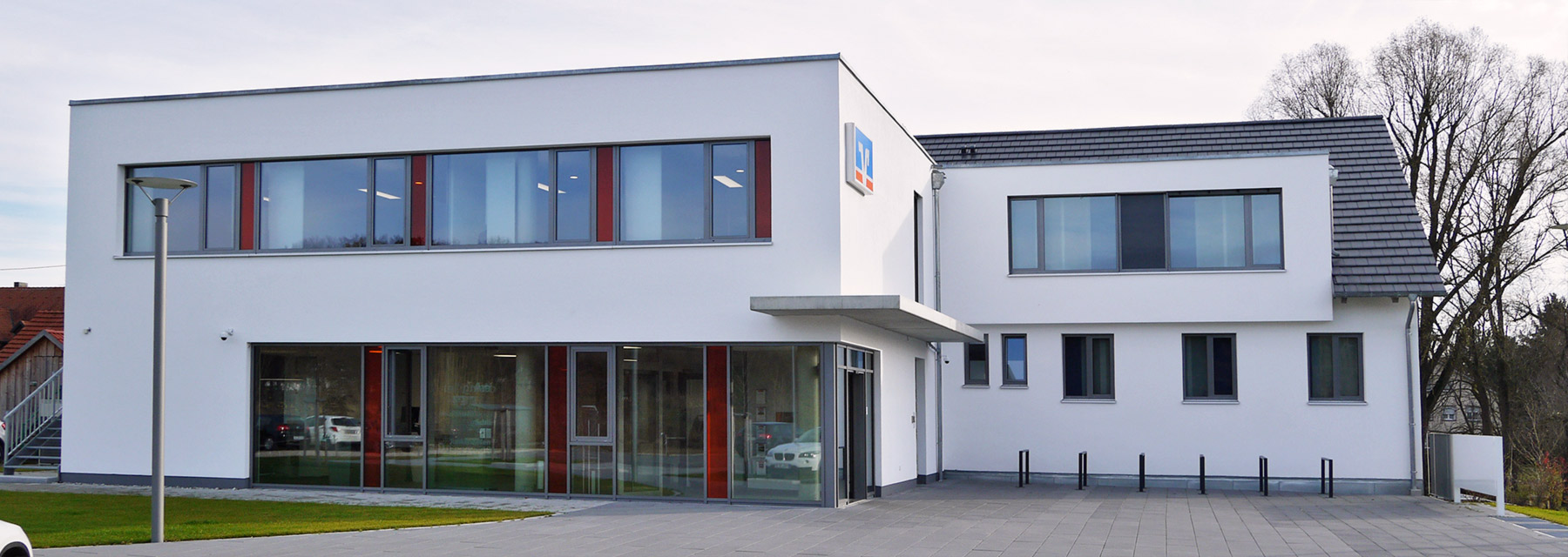 Slide 05 Home 1800x640